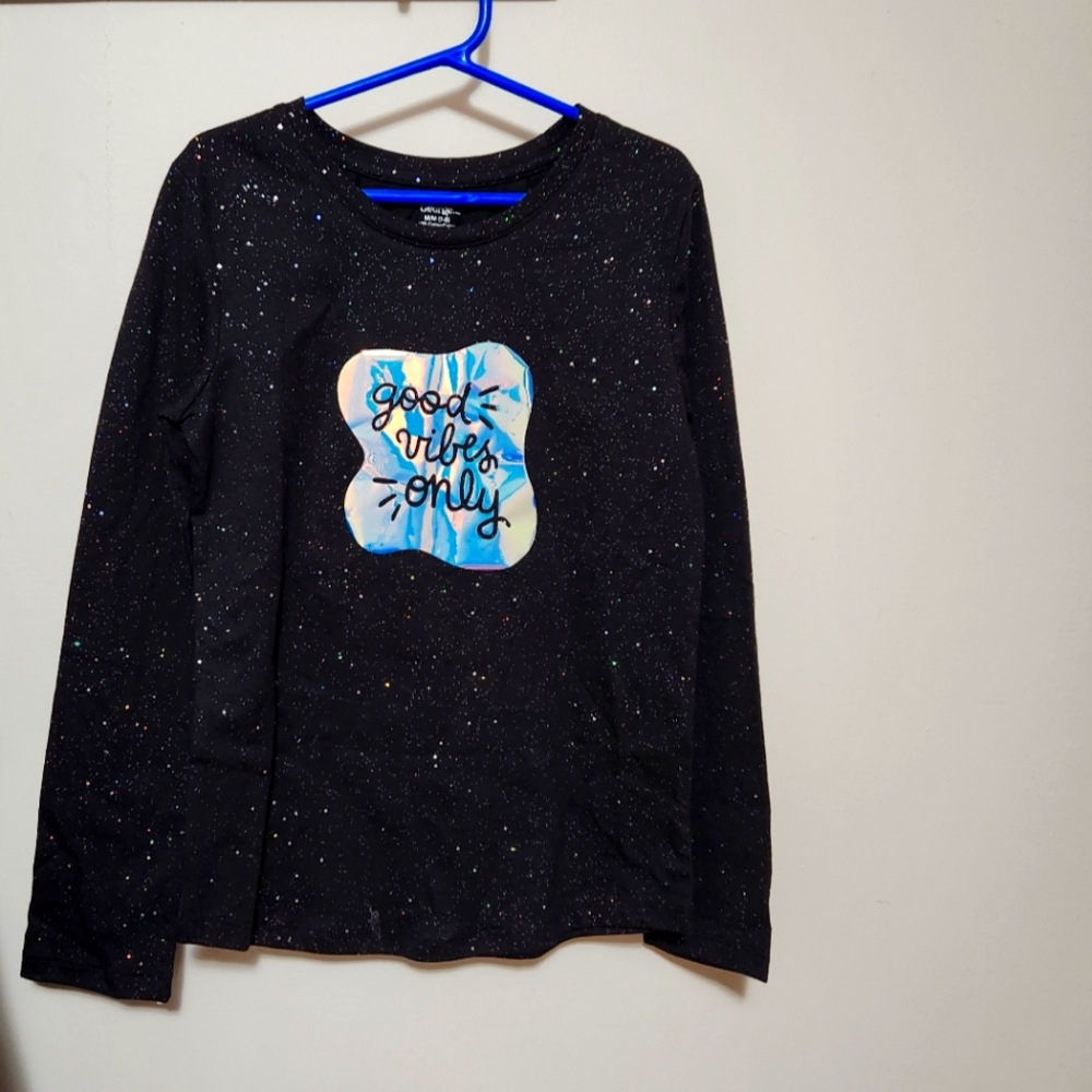 Girls George Size M (7-8) with "good vibes only" design.